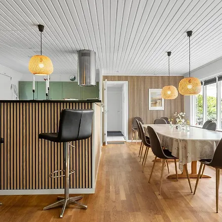 3 Bedroom Beautiful In *