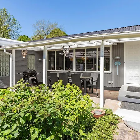 3 Bedroom Beautiful In 度假居 吉利勒杰