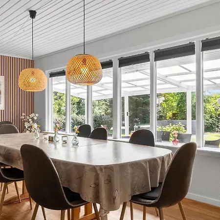 度假居 3 Bedroom Beautiful In *