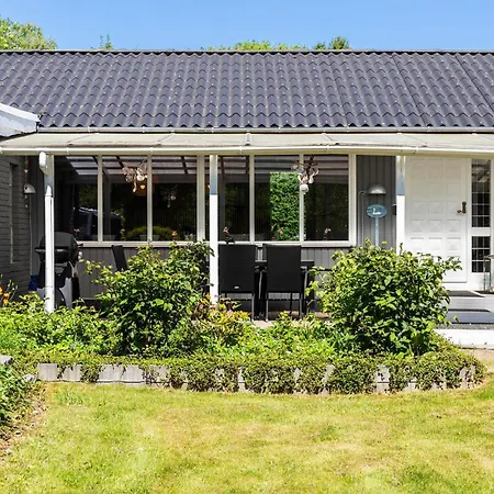 3 Bedroom Beautiful In 度假居